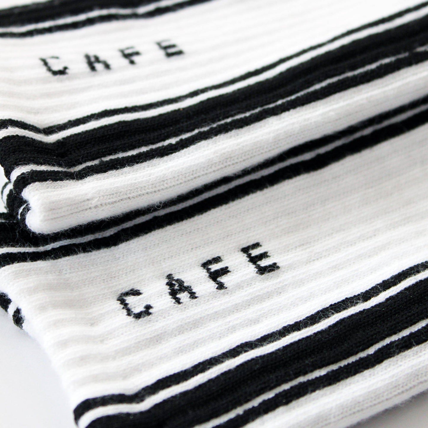 Skateboard Cafe Skateboard Cafe Stripe Hi Sock | White & Black Socks | The Vines